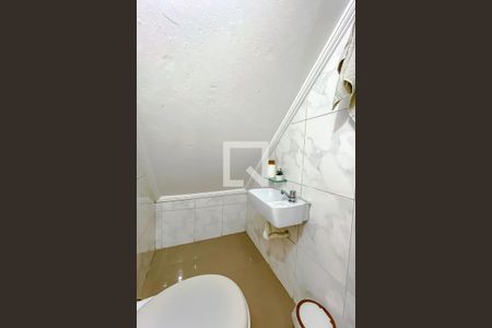 Casa à venda com 180m², 3 quartos e 2 vagasLavabo