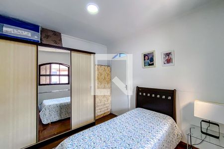 Casa à venda com 180m², 3 quartos e 2 vagasQuarto 2