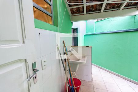 Casa para alugar com 167m², 2 quartos e 2 vagas Casa para alugar com 167m², 2 quartos e 2 vagasÁrea de Serviço