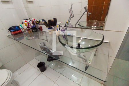 Casa de condomínio à venda com 69m², 2 quartos e 1 vagaBanheiro