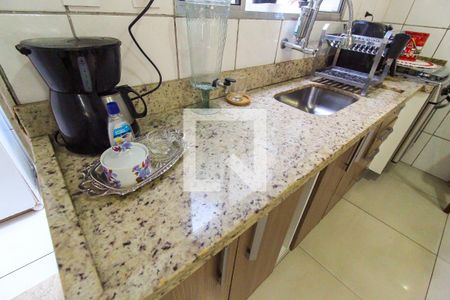 Casa de condomínio à venda com 69m², 2 quartos e 1 vagaCozinha