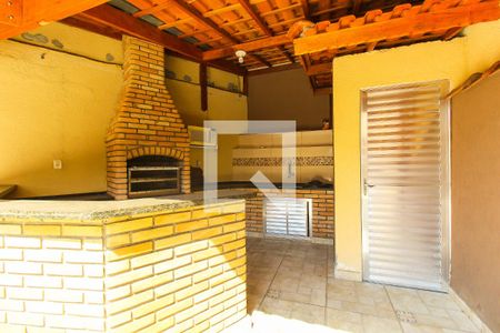 Casa de condomínio à venda com 69m², 2 quartos e 1 vagaÁrea comum