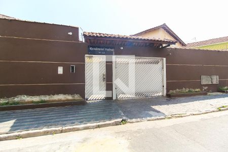 Casa de condomínio à venda com 69m², 2 quartos e 1 vagaFachada