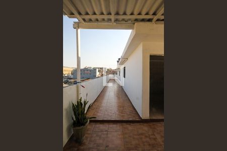 Casa à venda com 135m², 2 quartos e sem vagaQuintal