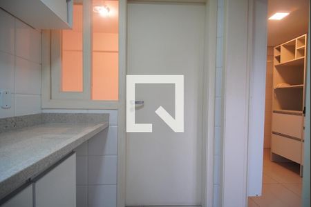 Apartamento para alugar com 129m², 3 quartos e 2 vagasCozinha