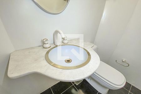 Apartamento para alugar com 82m², 3 quartos e sem vagaLavabo