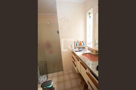 Casa à venda com 360m², 4 quartos e 3 vagasBanheiro da Suíte 1