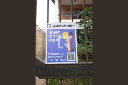 Casa à venda com 360m², 4 quartos e 3 vagasFachada - placa instalada