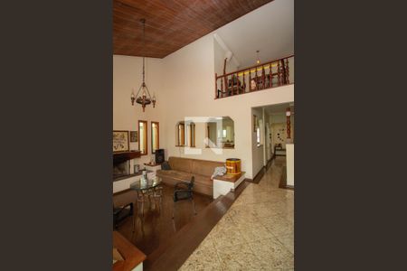 Casa à venda com 360m², 4 quartos e 3 vagasSala de Estar