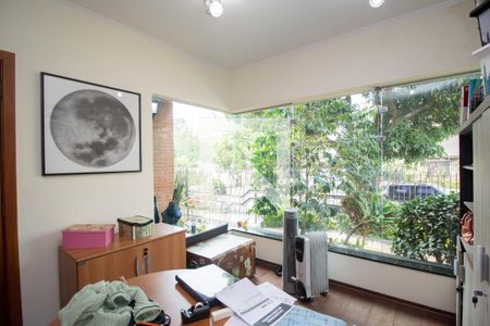 Casa à venda com 360m², 4 quartos e 3 vagasEscritório