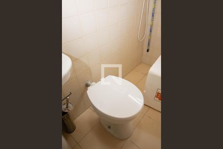 Casa à venda com 360m², 4 quartos e 3 vagasBanheiro de Serviço