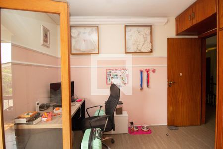 Casa à venda com 360m², 4 quartos e 3 vagasQuarto 1 - Suíte 1