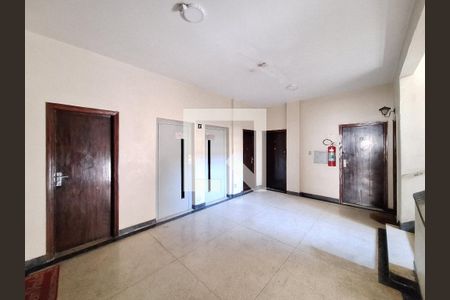 Apartamento para alugar com 120m², 3 quartos e sem vagaHall