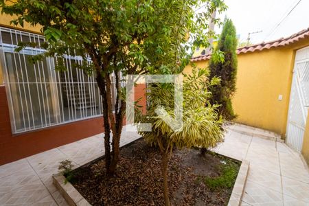 Casa à venda com 107m², 2 quartos e 2 vagas Casa à venda com 107m², 2 quartos e 2 vagasÁrea externa