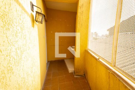 Casa à venda com 107m², 2 quartos e 2 vagas Casa à venda com 107m², 2 quartos e 2 vagasLavanderia