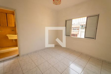 Casa à venda com 107m², 2 quartos e 2 vagas Casa à venda com 107m², 2 quartos e 2 vagasQuarto 2