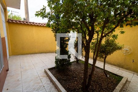 Casa à venda com 107m², 2 quartos e 2 vagas Casa à venda com 107m², 2 quartos e 2 vagasÁrea externa