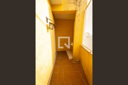 Casa à venda com 107m², 2 quartos e 2 vagas Casa à venda com 107m², 2 quartos e 2 vagasLavanderia