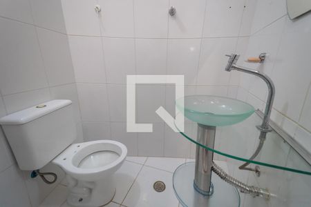 Casa à venda com 107m², 2 quartos e 2 vagas Casa à venda com 107m², 2 quartos e 2 vagasLavabo