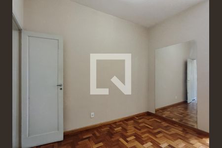 Apartamento para alugar com 80m², 2 quartos e 1 vaga Apartamento para alugar com 80m², 2 quartos e 1 vagaSuíte