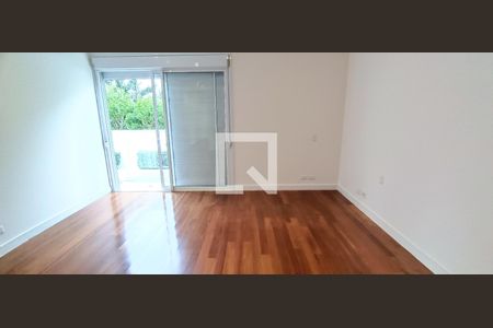 Casa à venda com 604m², 5 quartos e 4 vagas Casa à venda com 604m², 5 quartos e 4 vagasSuíte 1