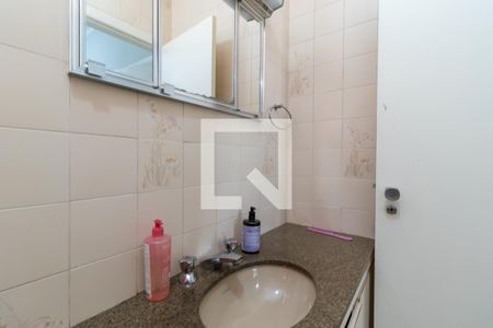 Casa à venda com 150m², 3 quartos e 2 vagasBanheiro da Suíte