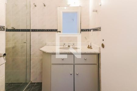 Casa à venda com 477m², 5 quartos e 6 vagas Casa à venda com 477m², 5 quartos e 6 vagasSuite 3