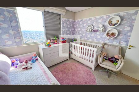 Apartamento à venda com 440m², 5 quartos e 3 vagasQuarto 