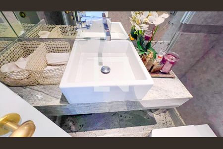 Apartamento à venda com 440m², 5 quartos e 3 vagasBanheiro