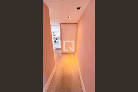 Apartamento à venda com 440m², 5 quartos e 3 vagasCorredor 
