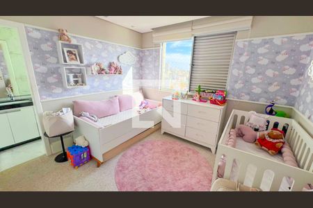 Apartamento à venda com 440m², 5 quartos e 3 vagasQuarto 