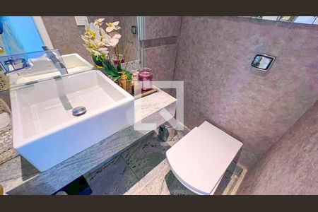 Apartamento à venda com 440m², 5 quartos e 3 vagasBanheiro