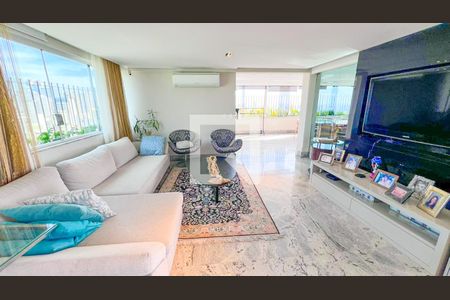 Apartamento à venda com 440m², 5 quartos e 3 vagasSala 