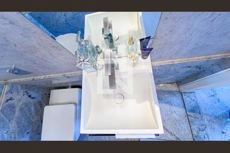 Apartamento à venda com 440m², 5 quartos e 3 vagasBanheiro