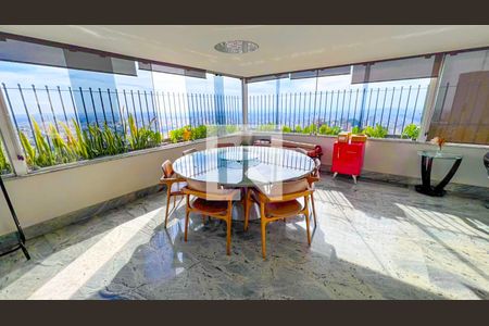 Apartamento à venda com 440m², 5 quartos e 3 vagasSala 