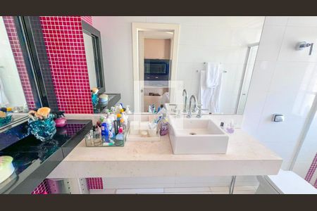 Apartamento à venda com 440m², 5 quartos e 3 vagasBanheiro