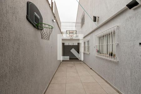 Casa à venda com 265m², 3 quartos e 4 vagas Casa à venda com 265m², 3 quartos e 4 vagasQuintal