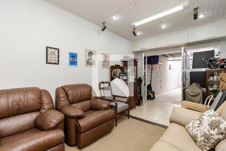 Casa à venda com 265m², 3 quartos e 4 vagas Casa à venda com 265m², 3 quartos e 4 vagasÁrea comum