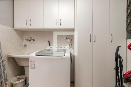 Casa à venda com 265m², 3 quartos e 4 vagas Casa à venda com 265m², 3 quartos e 4 vagasLavanderia