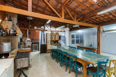 Casa à venda com 265m², 3 quartos e 4 vagas Casa à venda com 265m², 3 quartos e 4 vagasÁrea comum