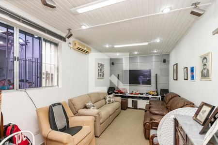 Casa à venda com 265m², 3 quartos e 4 vagas Casa à venda com 265m², 3 quartos e 4 vagasÁrea comum
