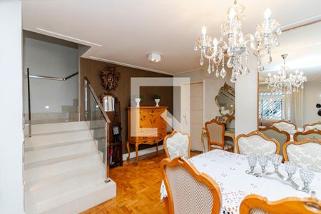 Sala de casa à venda com 3 quartos, 265m² em Campo Belo, São Paulo