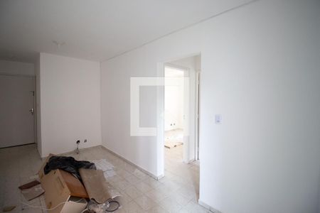 Sala de apartamento à venda com 2 quartos, 48m² em Vila Carmosina, São Paulo