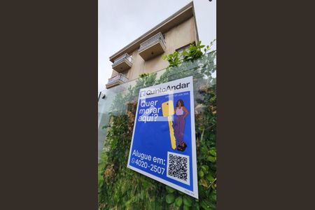 Casa para alugar com 260m², 4 quartos e 2 vagasFachada