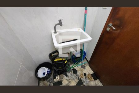 Casa para alugar com 260m², 4 quartos e 2 vagasBanheiro de serviço