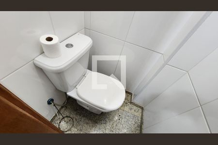 Casa para alugar com 260m², 4 quartos e 2 vagasLavabo