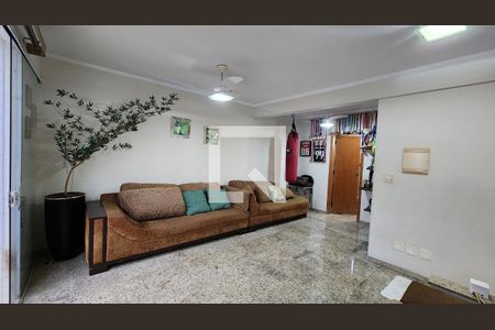 Casa para alugar com 260m², 4 quartos e 2 vagasSala de Jogos