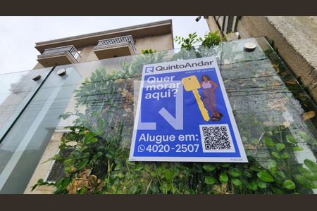 Casa para alugar com 260m², 4 quartos e 2 vagasFachada