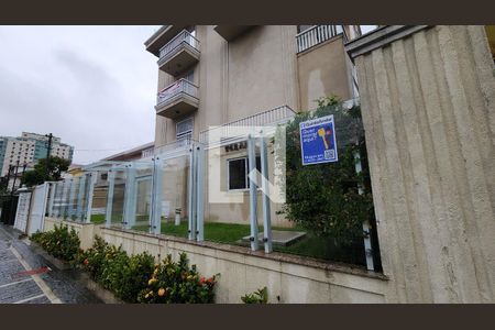 Casa para alugar com 260m², 4 quartos e 2 vagasFachada