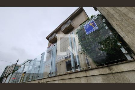 Casa para alugar com 260m², 4 quartos e 2 vagasFachada